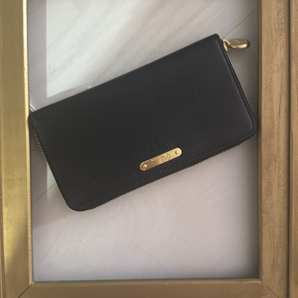 GiGi New York zippered wallet NWT